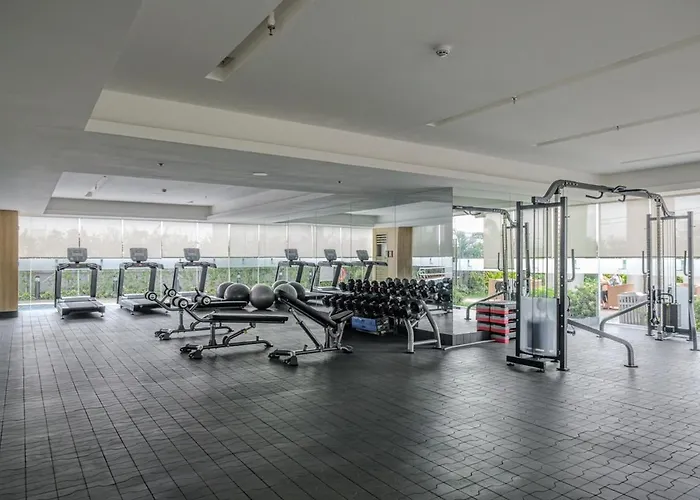 Blush Haven With Netflix, Wifi And Balcony Near Glorietta *
