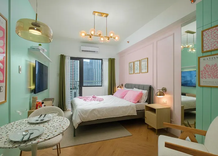 Apartment Blush Haven With Netflix, Wifi And Balcony Near Glorietta